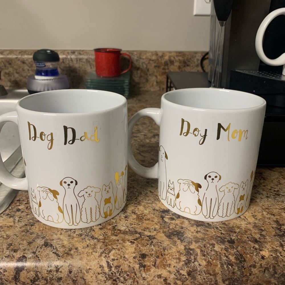 Dog mom and dog dad mug set